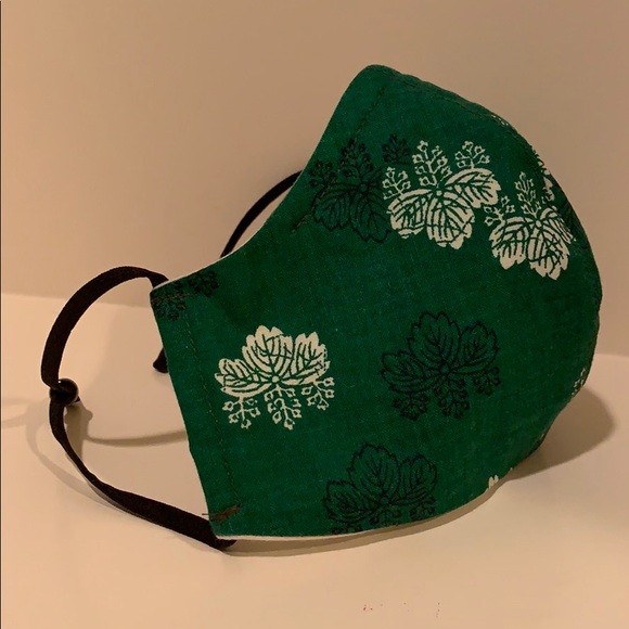 Handmade fabric masks made in USA 🇺🇸 - Picture 1 of 5